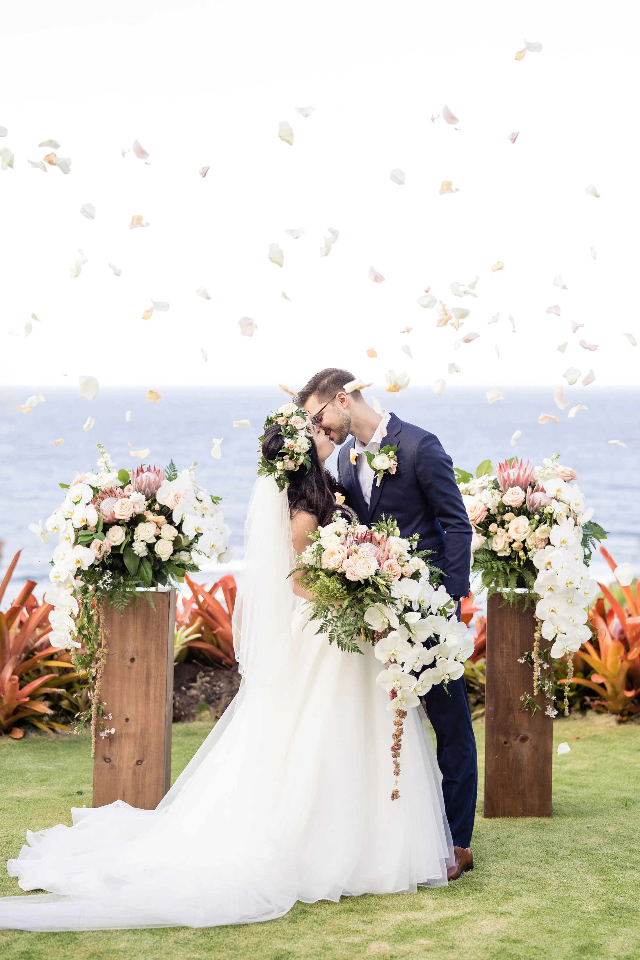 hawaii elopement