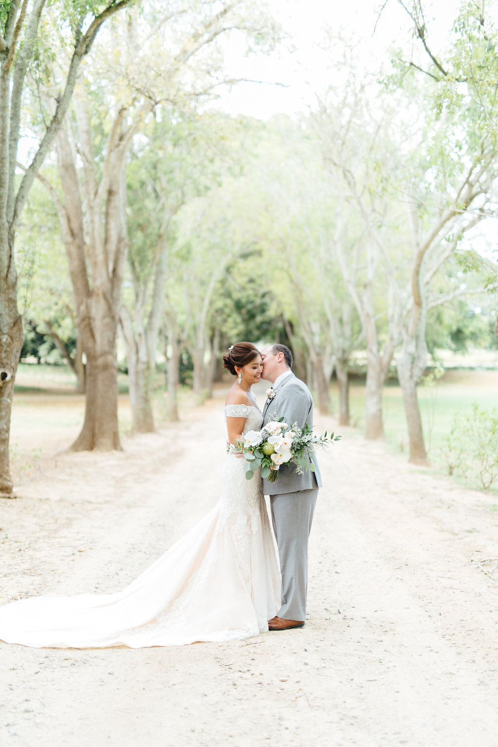 How to Change Your Wedding Plans