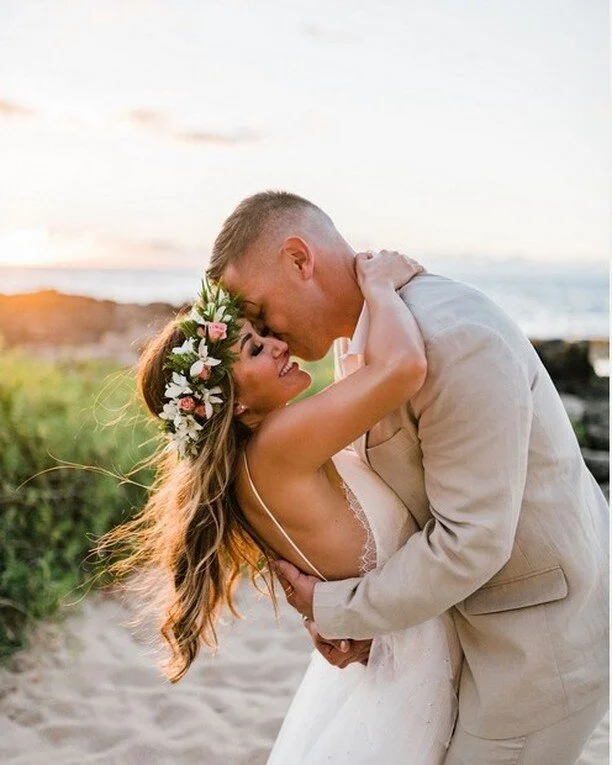 Ready to elope?⠀
⠀
What if we told we have already designed the perfect wedding experience and all you needed to do was personalize it?⠀
⠀
Well, we have! We have been doing elopements for over eight years and we know just how to design an intimate we