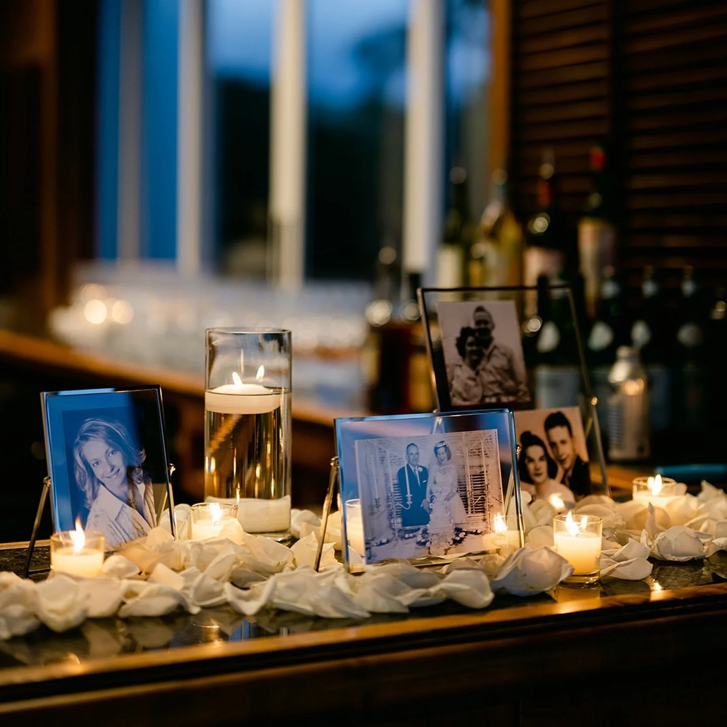 DINNER DETAILS: Don&rsquo;t forget, having an intimate dinner after your elopement is a great way to spend even more quality time with your loved ones. 

It&rsquo;s a great time to honor those who couldn&rsquo;t make it, and to treat the ones that co