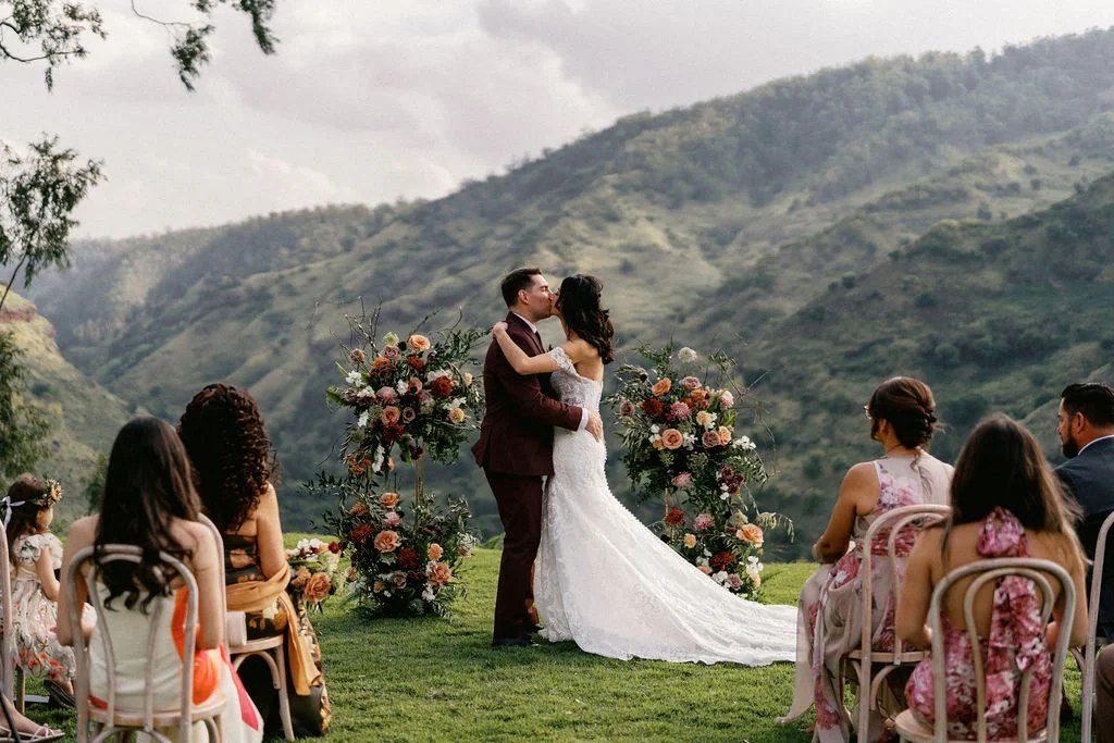 Alyssa&Justin.AModernElopementbyAmandaHartfield_069.jpg