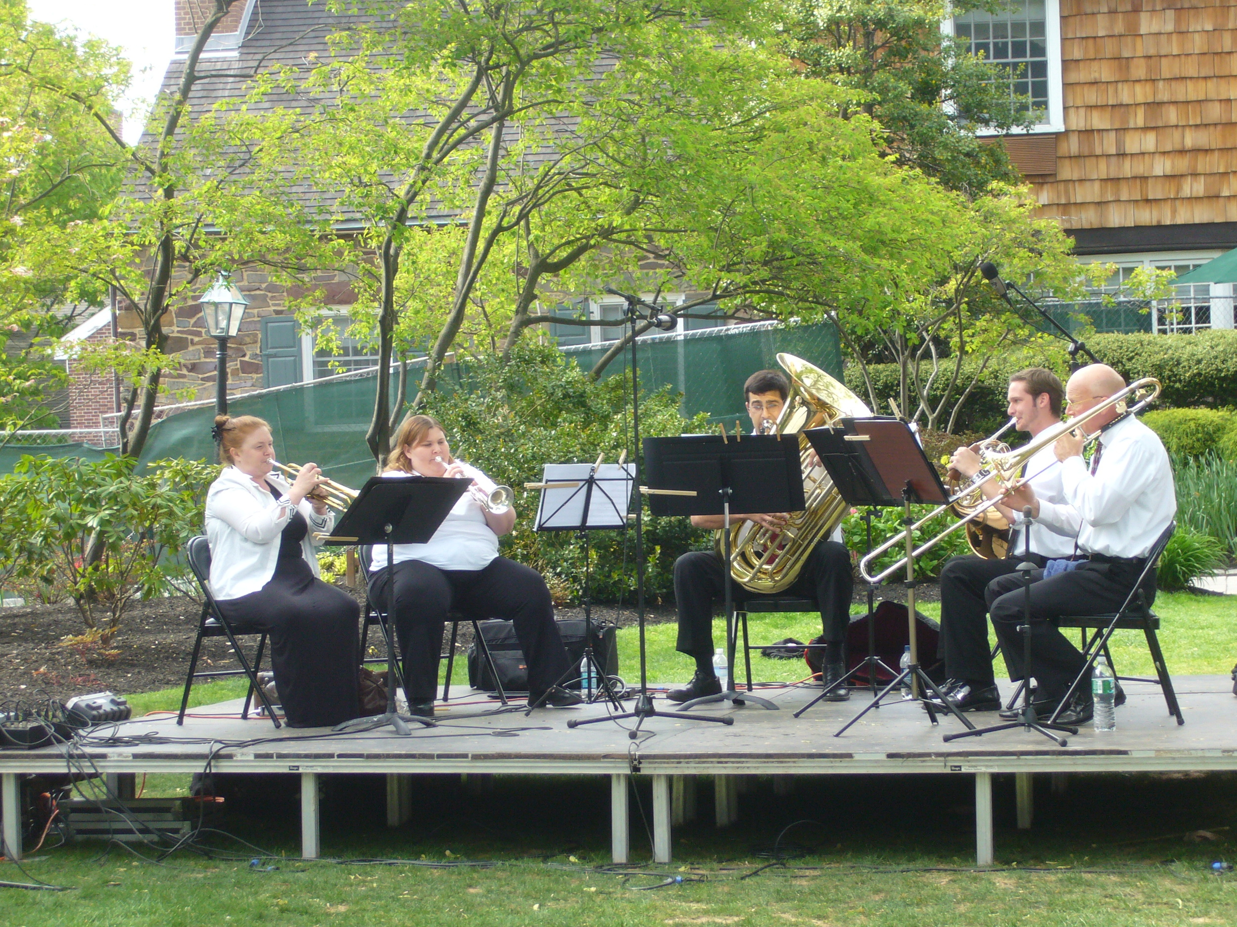 "The Bravura Brass Quintet" delight the audience performing at the Courtyard of Nassau Inn