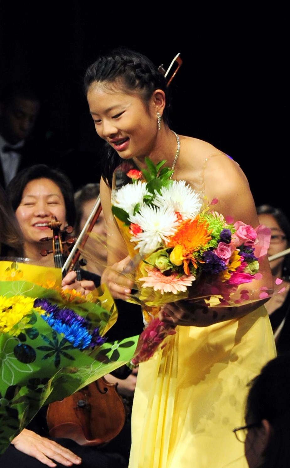 Penny Luan receiving lots of flowers from friends