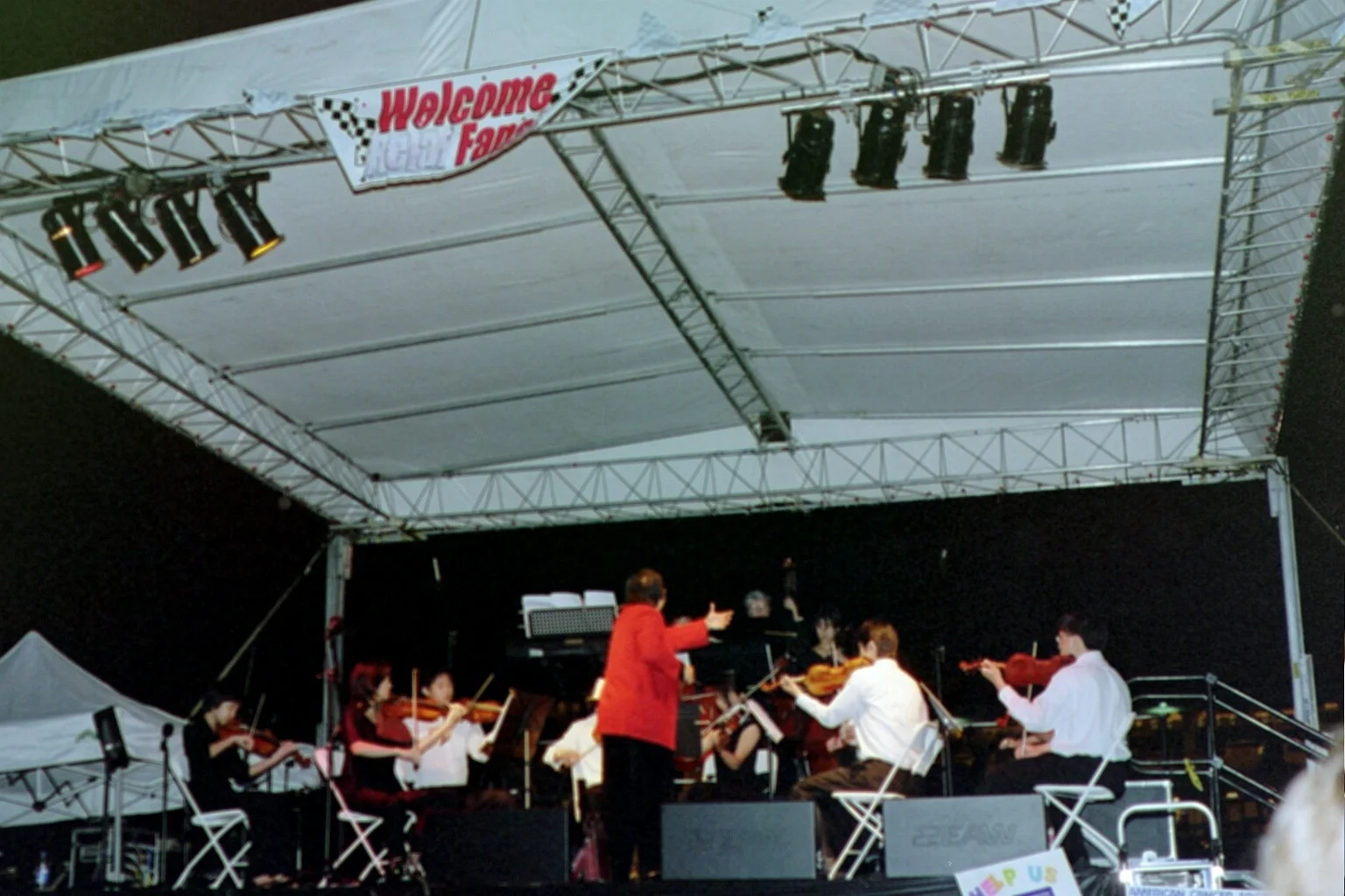 Maestra Lin conducts a beautiful Mozart Serenade