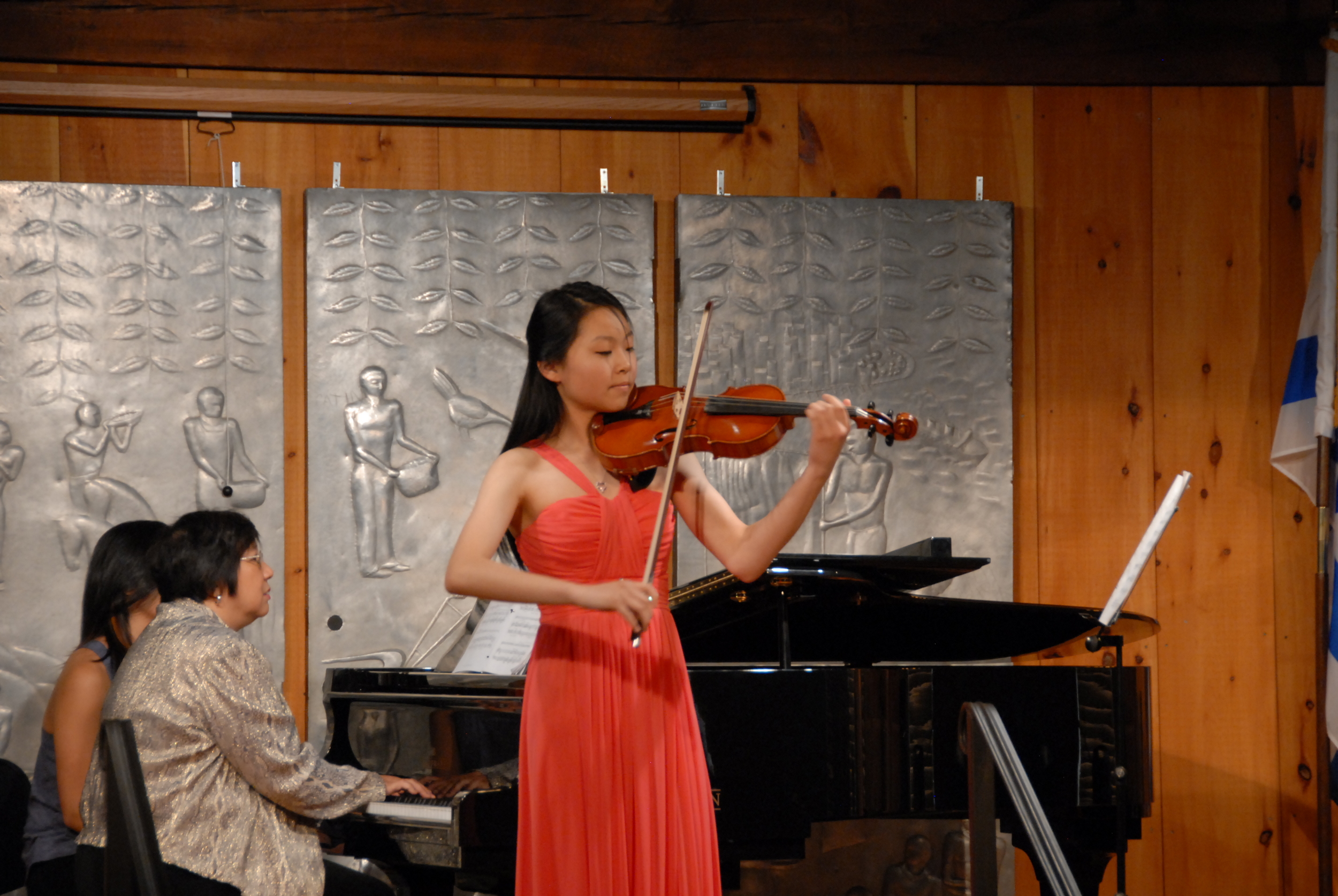 Katie Liu performs Porgy and Bess , transcribed by Heifetz