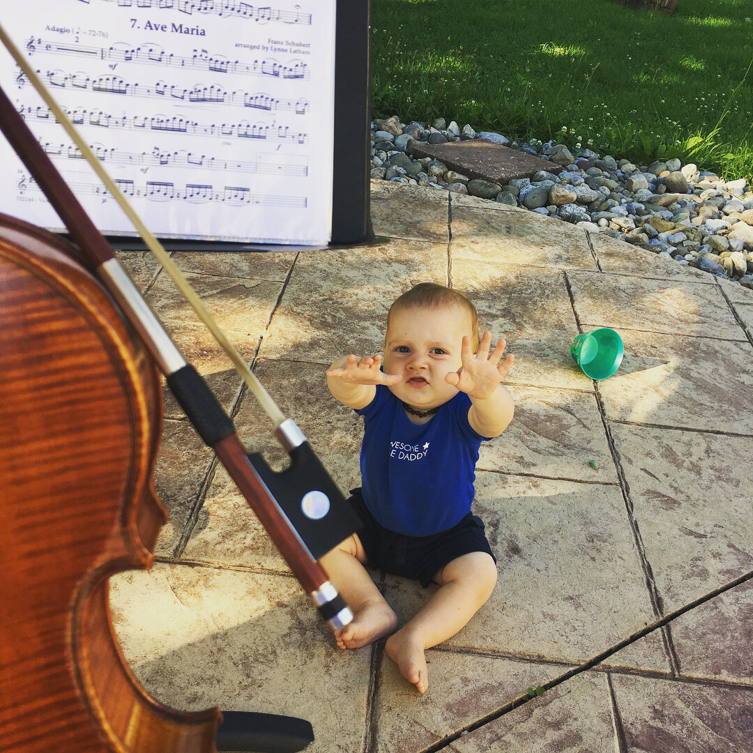 This is how practicing with little kids goes!  #violinteacher #suzukiviolin