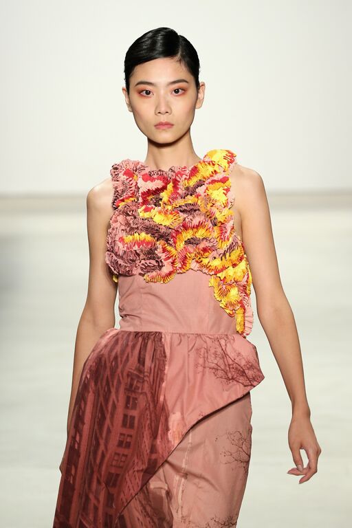 knit close up runway .jpeg