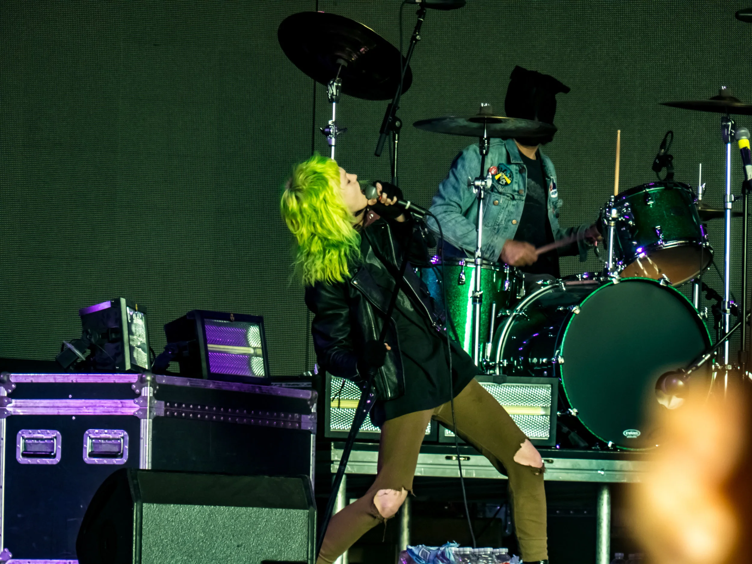Crystal Castles-6.jpg