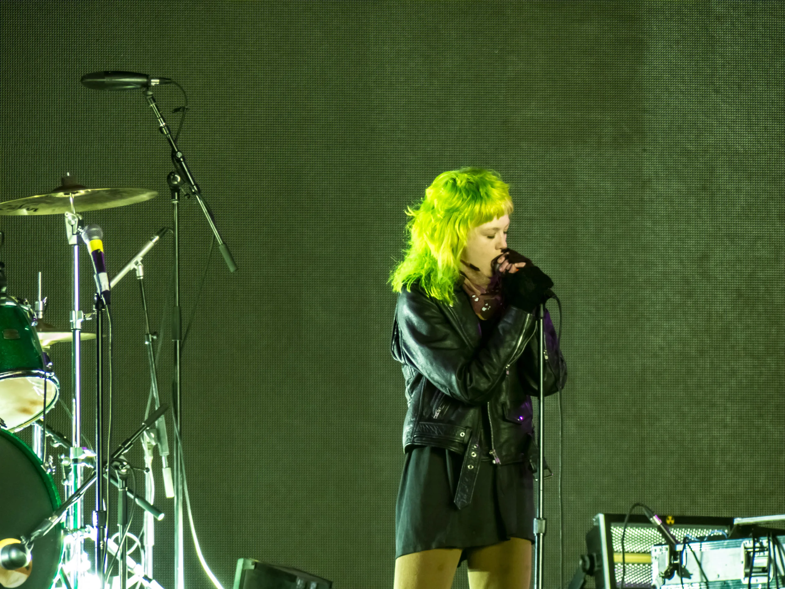 Crystal Castles-1.jpg