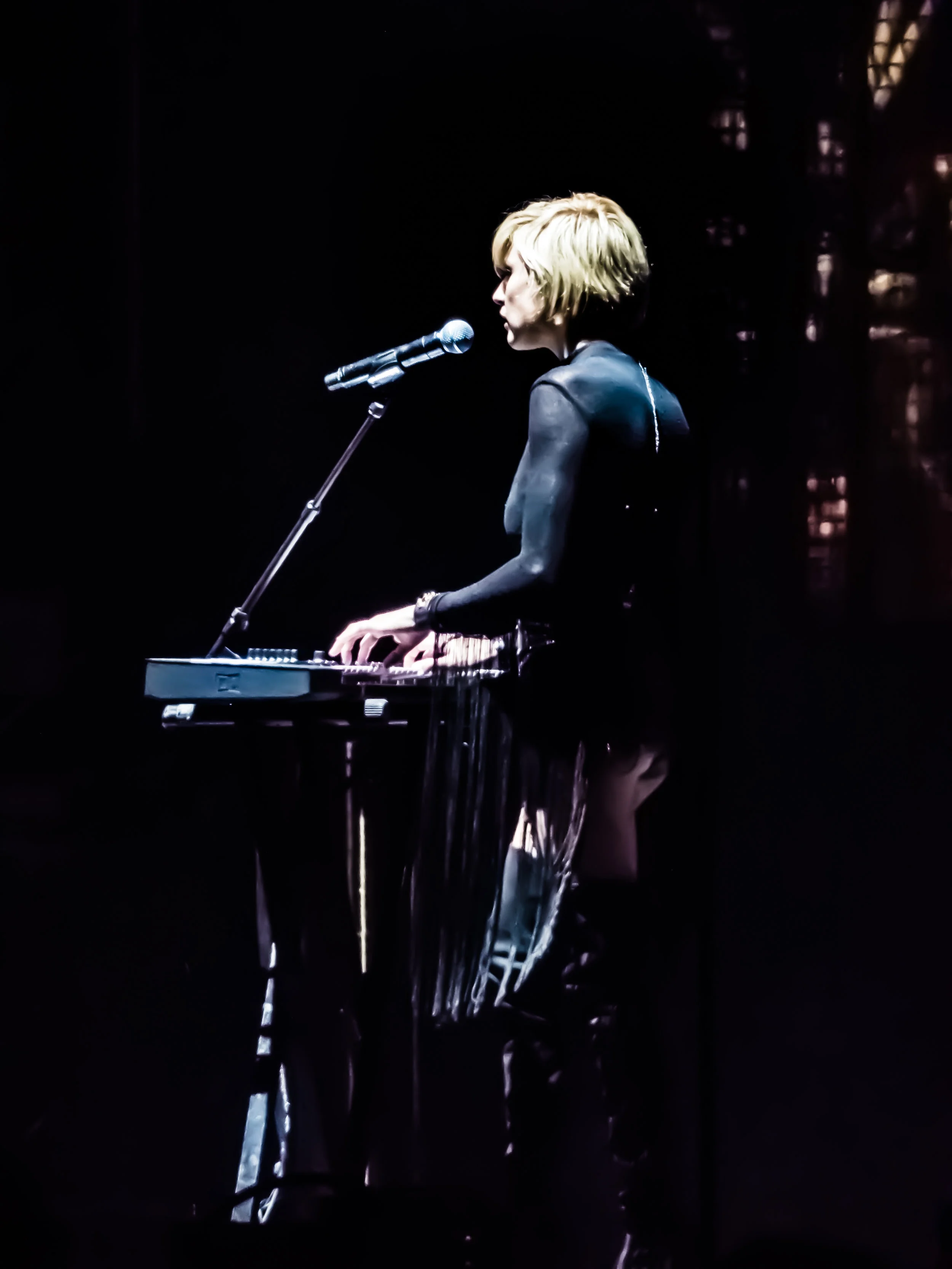 Phantogram-37.jpg