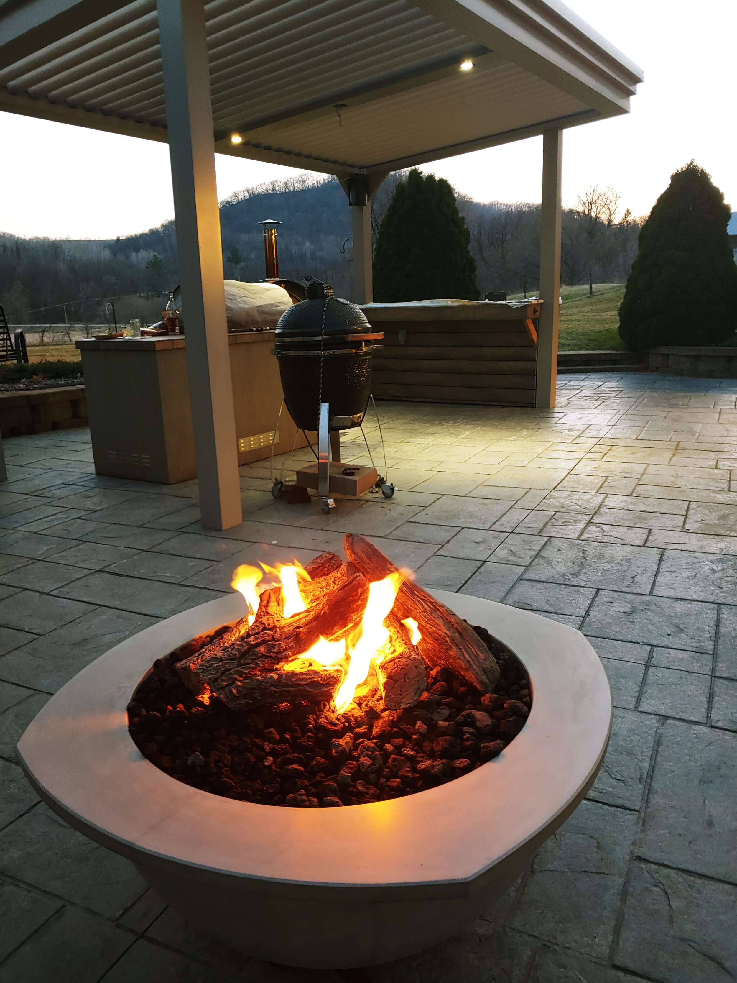 Pergola and Fire tale on patio.jpg