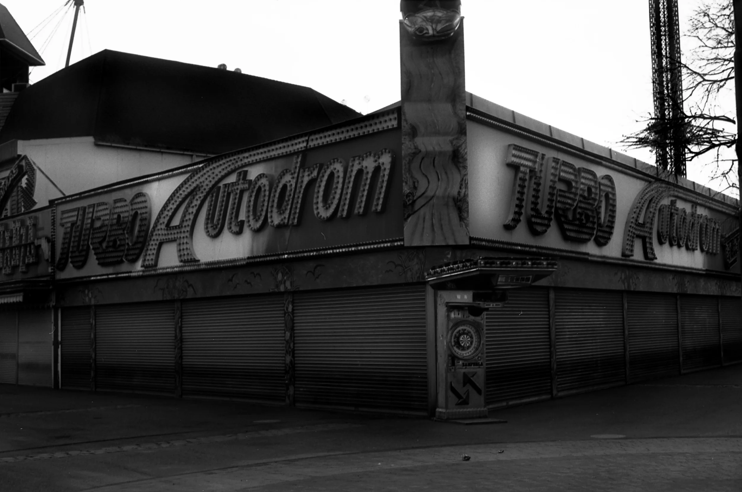100B&WKodak016.jpg