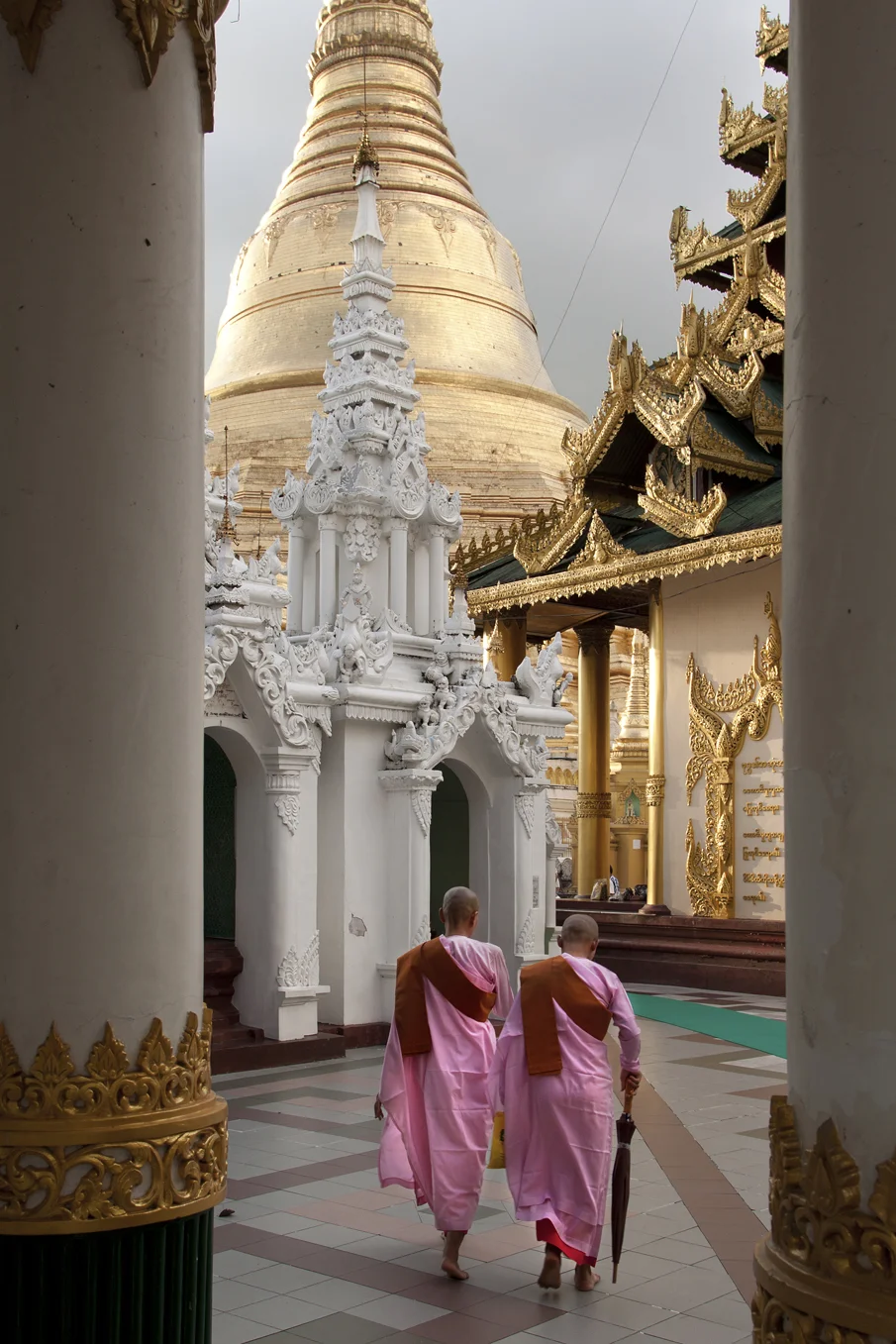  Burma, Shwedagon Pagoda. 