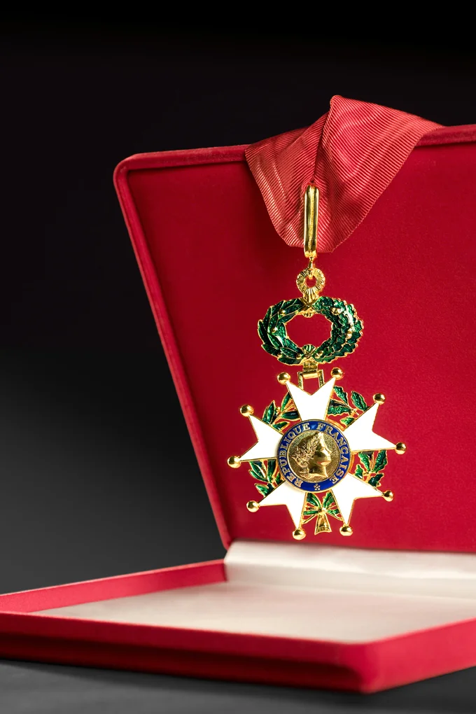  Medal of the Legion of Honor belonging to Suzanne Orts 