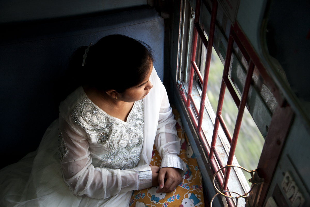  India, train 