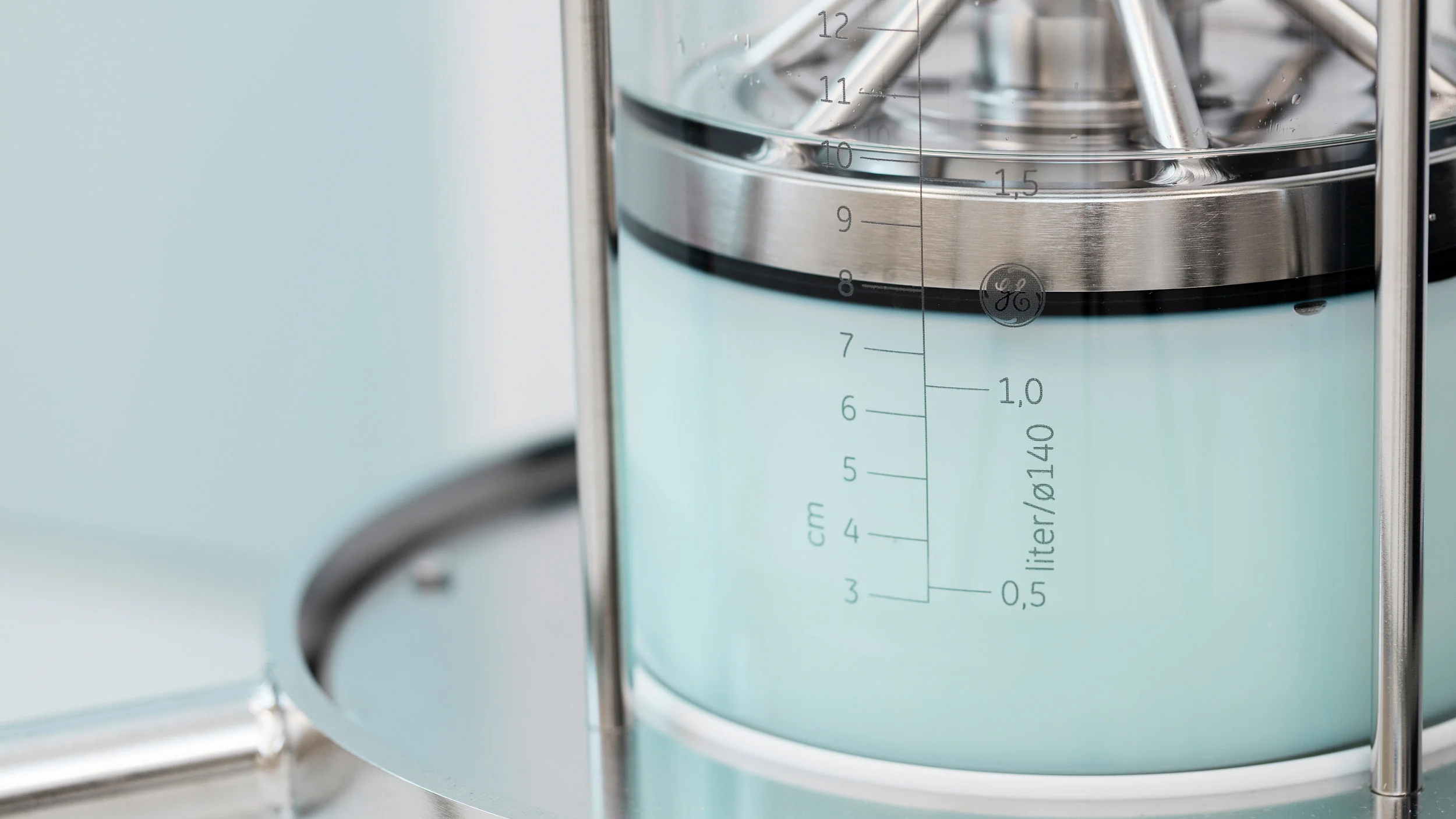 Imaging for the Golgi ApS website, a danish cleantech company affiliated with another of our clients, Aquaporin. In collaboration with branding company Umano we photographed at Golgi HQ and in the laboratories on site.