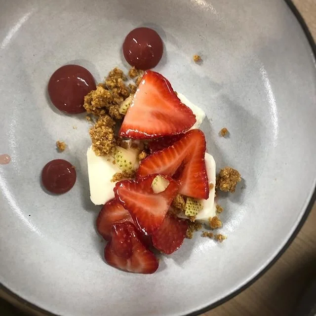 It is the height of strawberry season... this weekends pop up will conclude with this delectable panna cotta, rye butter crumb, macerated/ coulis/ and pickled green @kulokofarm strawberries... book your reservation now @lambertscoveinn.
.
.
.
.
.
. 
