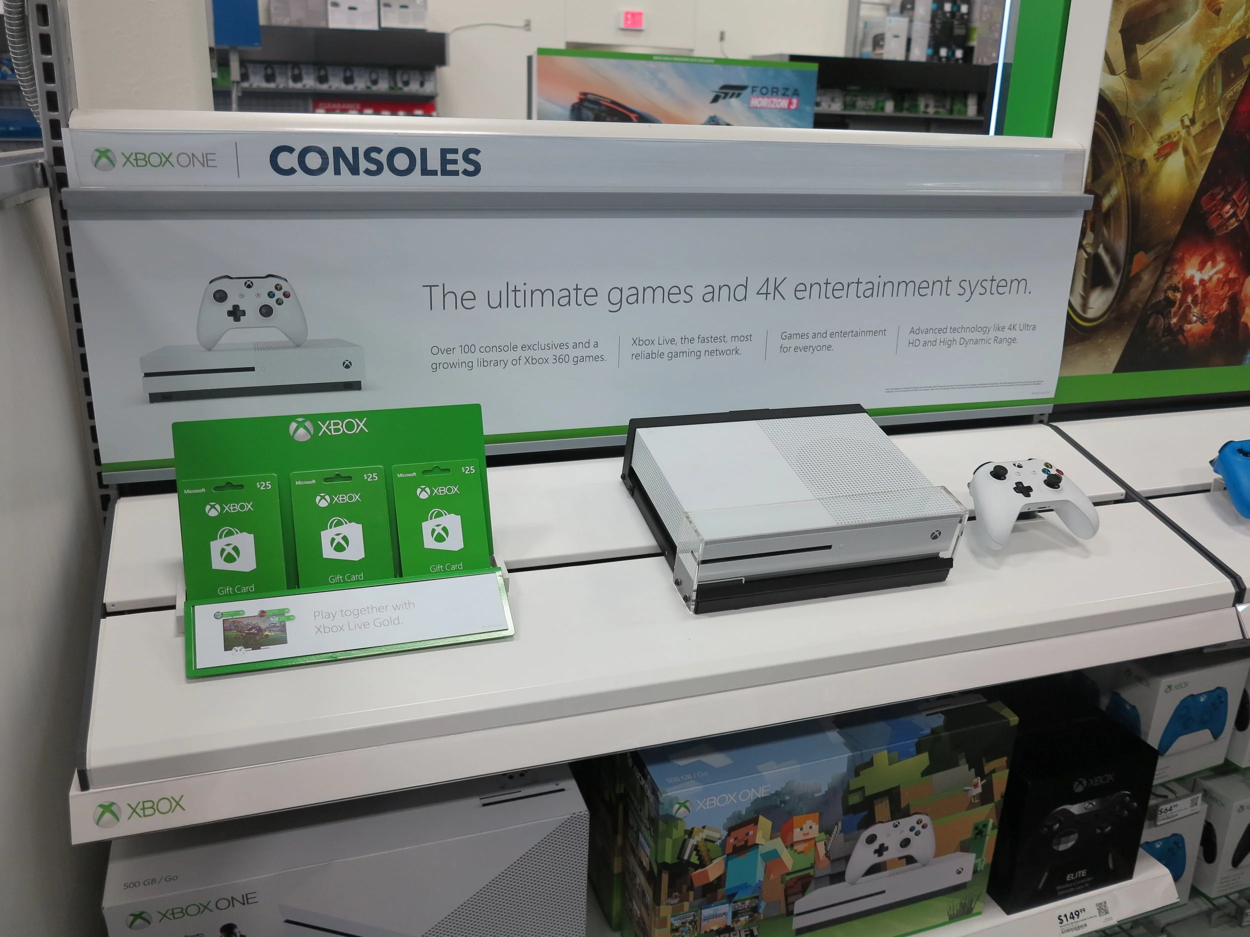 Xbox at Best Buy - Display