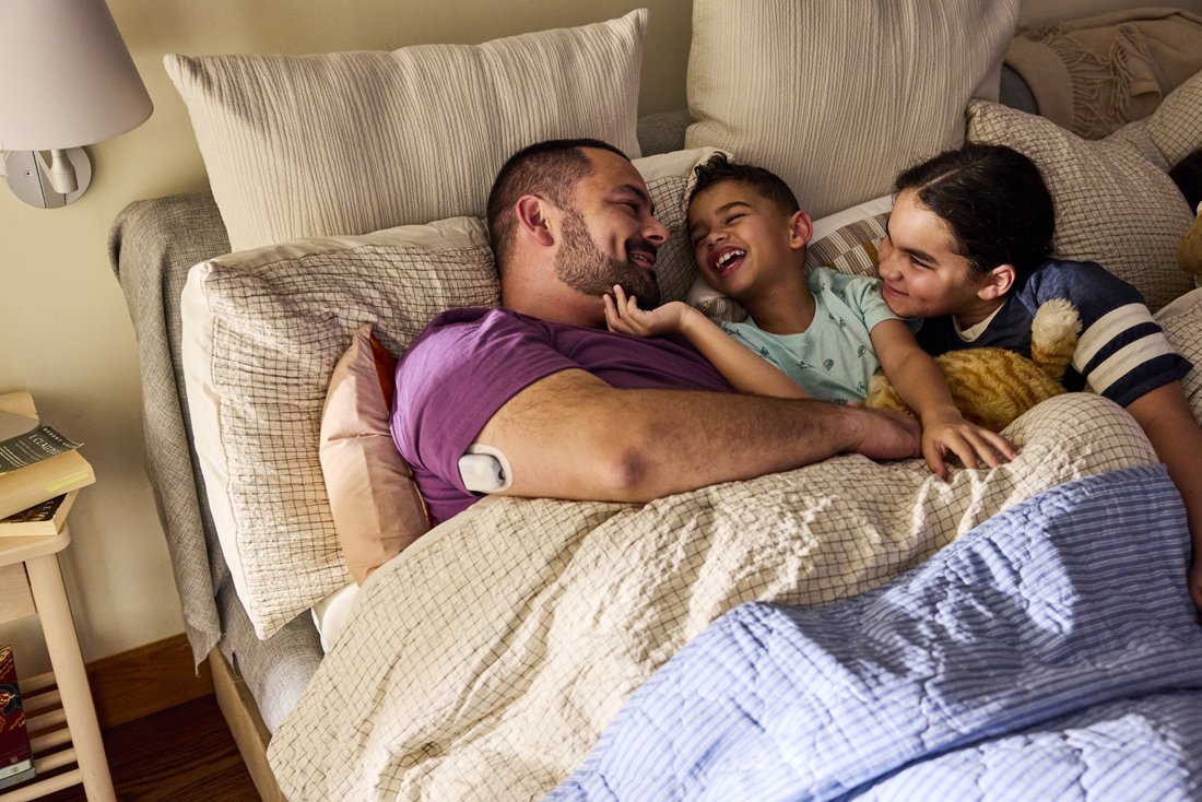 Boston-commercial-advertising-photographer-lifestyle-family-insulet-omnipod-4.jpg