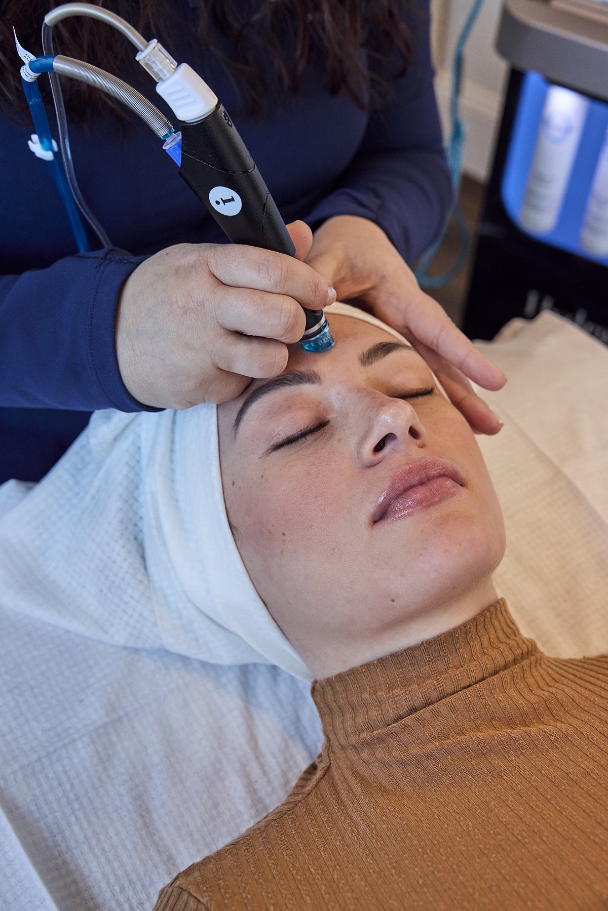 anna_tabakova_boston_commercial_photographer_healthcare_beauty_interlocks12 copy.jpg