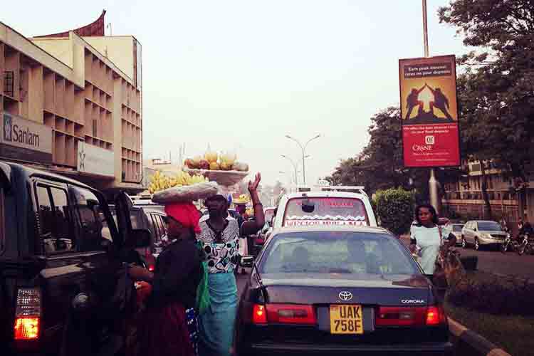 Traffic: Selling in the street