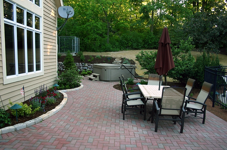 Usa pavers Brick Patio .jpg