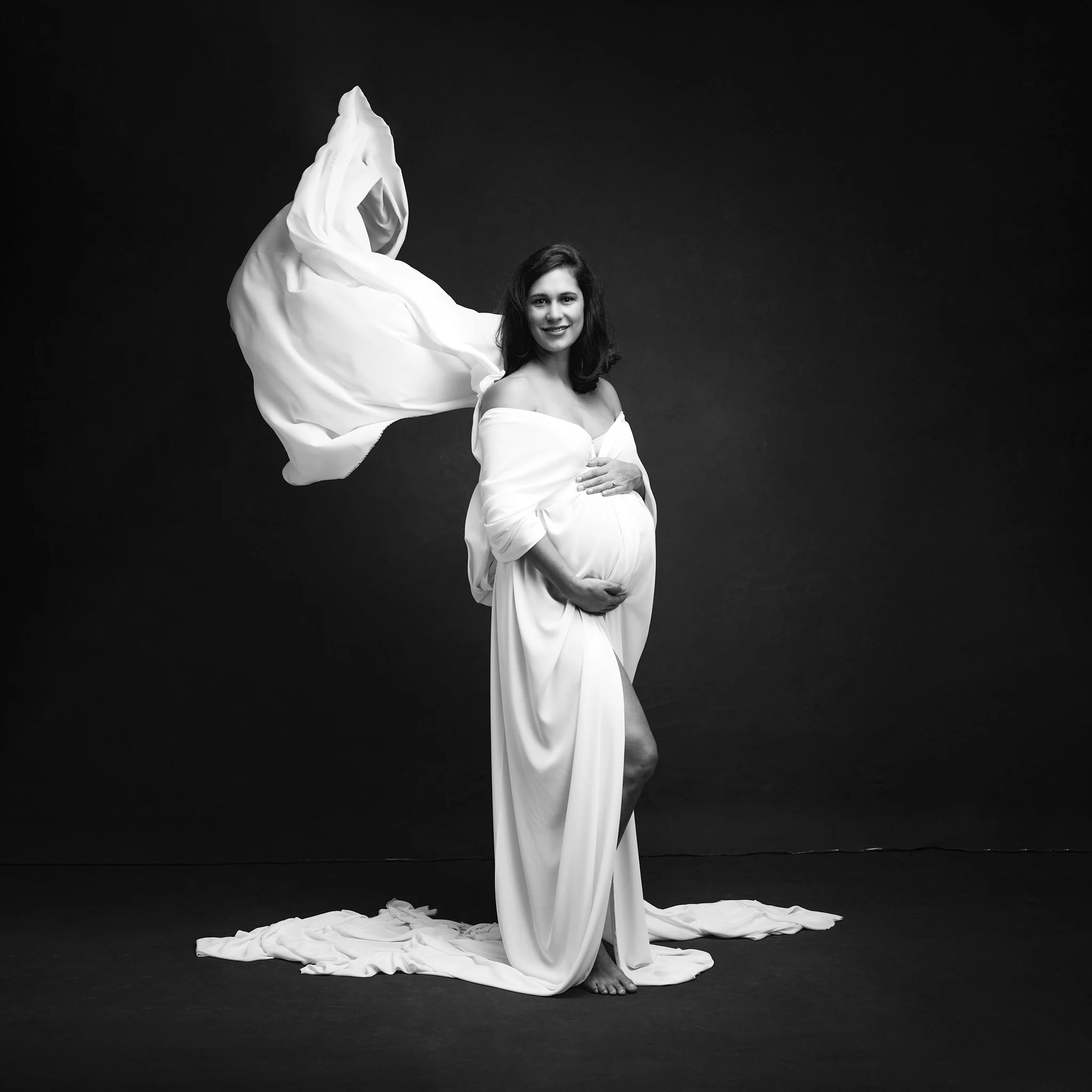 Naomi Clay20274 ps sq neu bw as sq bw.jpg