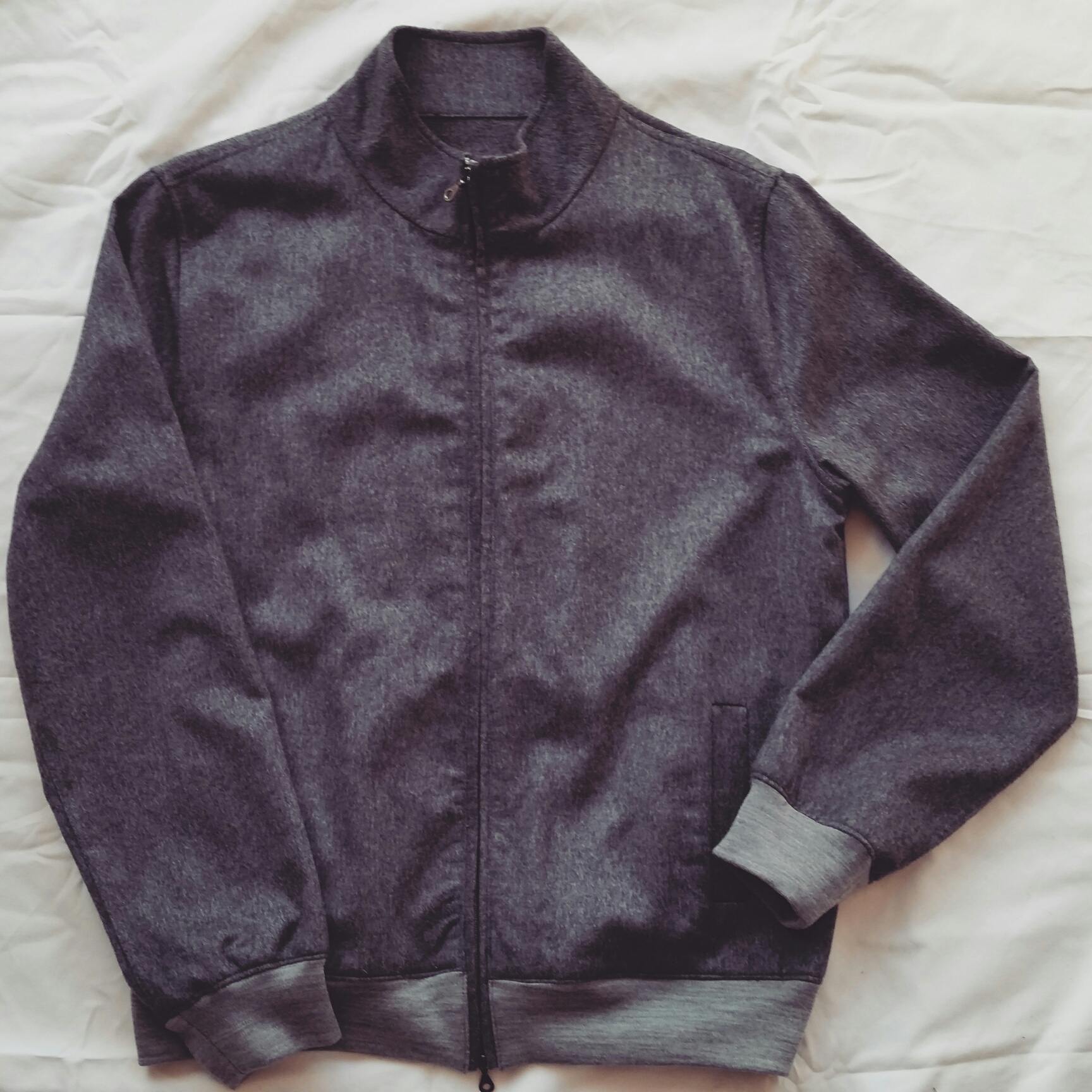 Medium Grey cashmere zip up