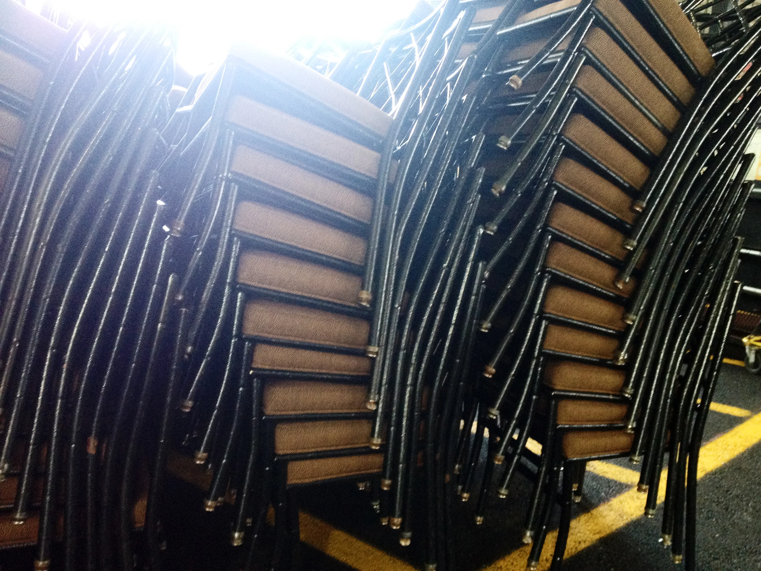 chairs_1M.jpg