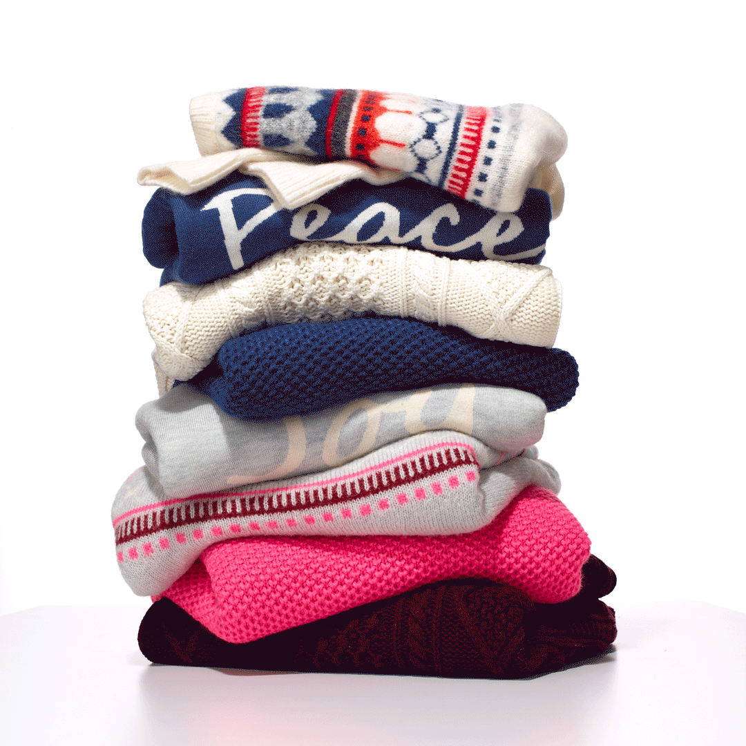Gap_Sweater_Animation_1080_12fps.gif