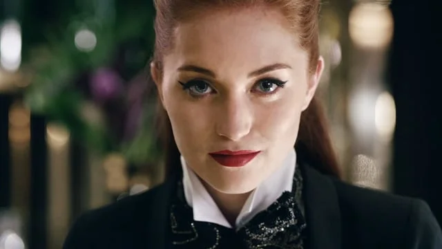 Tanqueray No. 10 "The Greyhound"