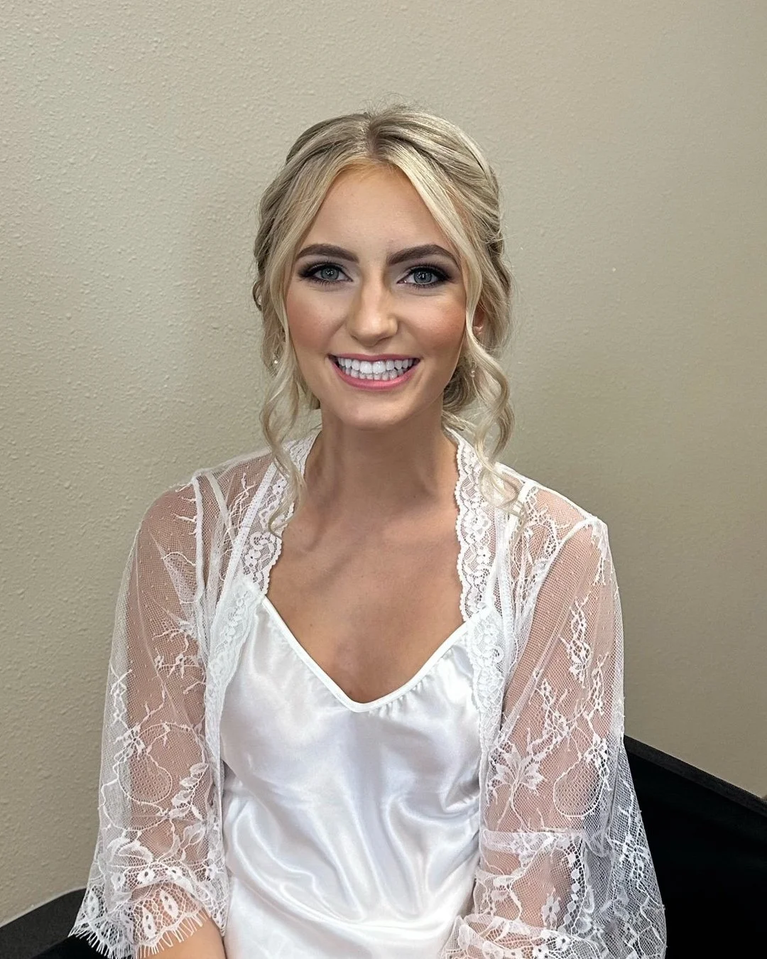 minnesota-bridal-makeup-artist_IMG_2026.jpg