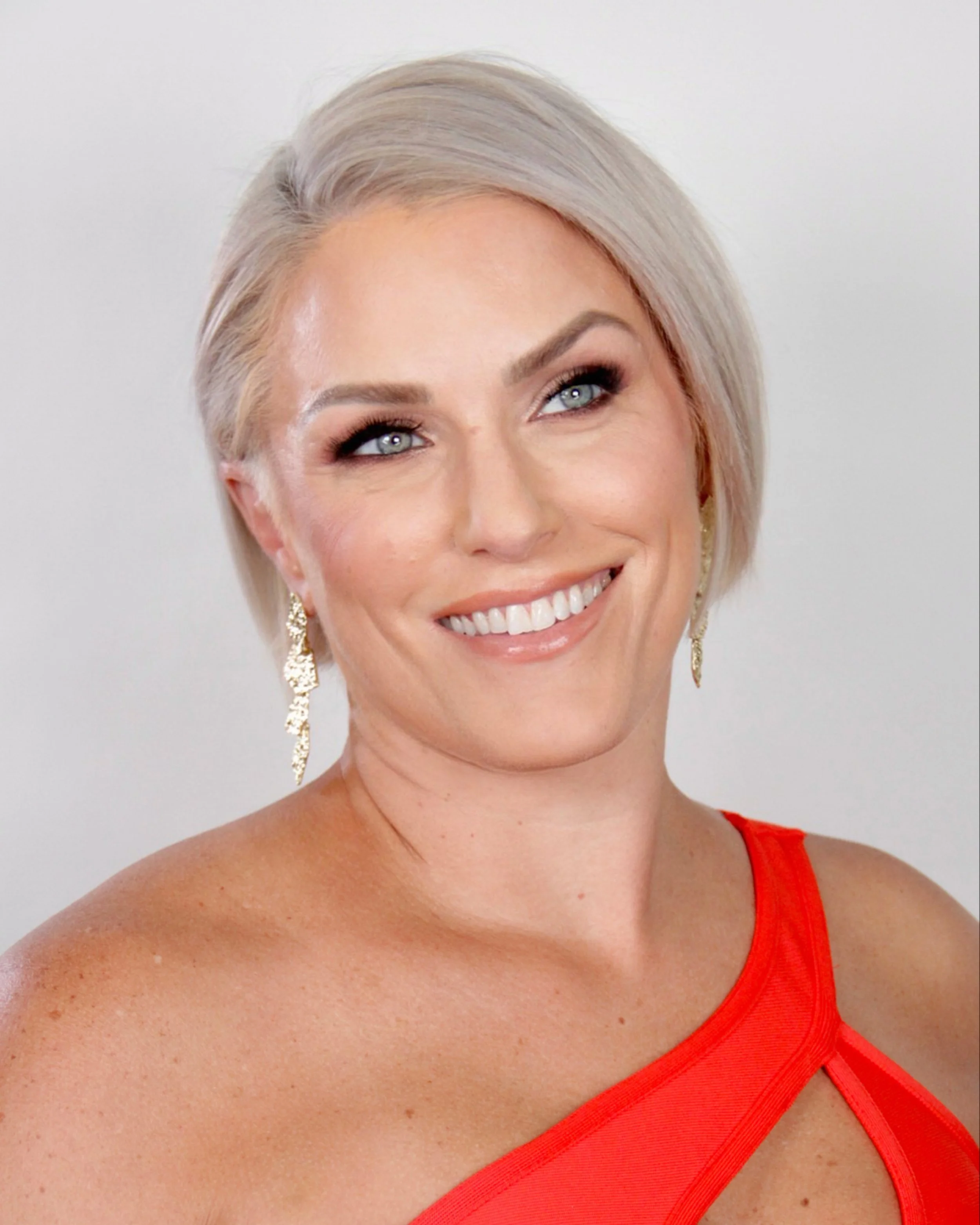 Professional LinkedIn headshot in Minneapolis_IMG_4247.jpg