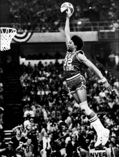 julius-erving-74358801.jpg