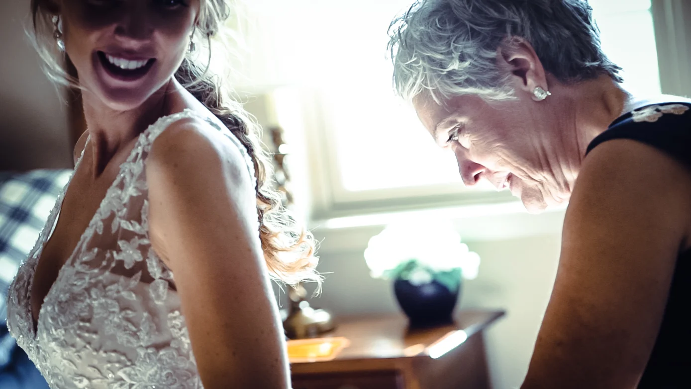 Hendy Street Wedding Stills (22 of 24).jpg