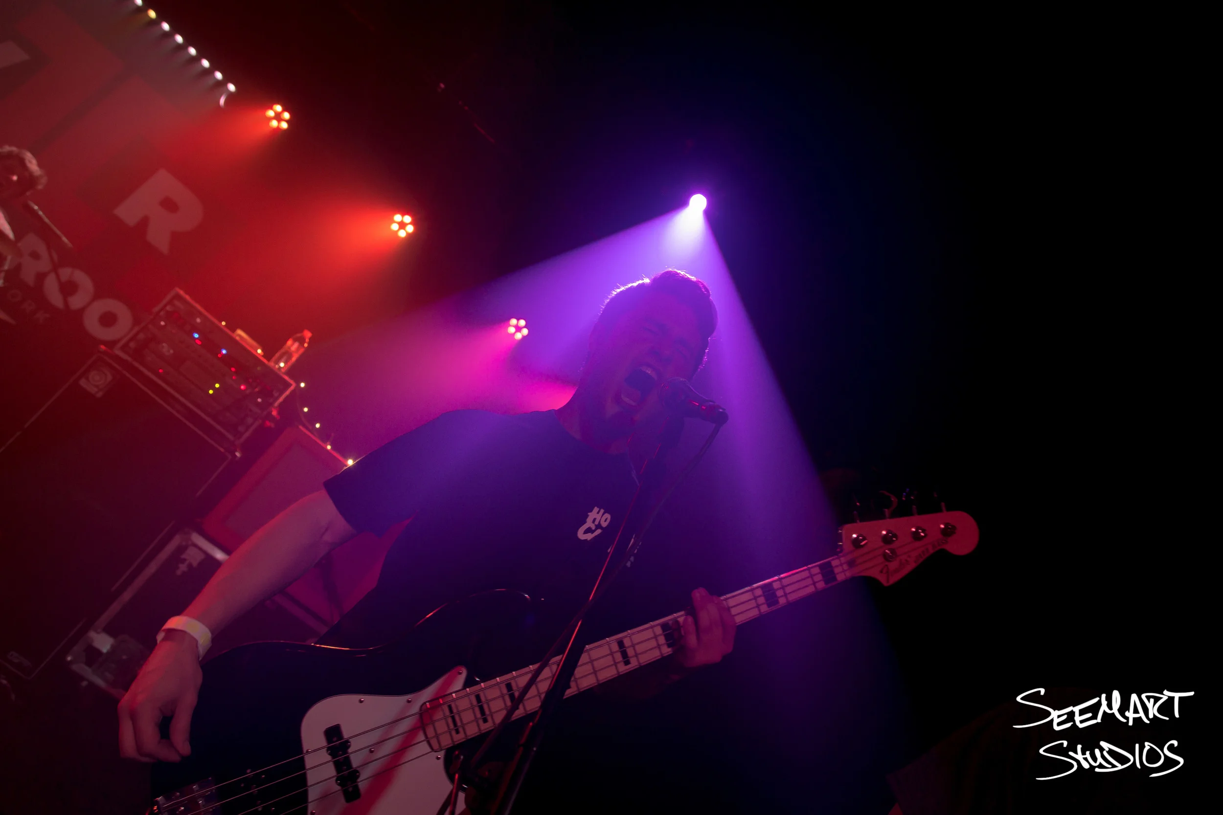IMG_2589-R.jpg