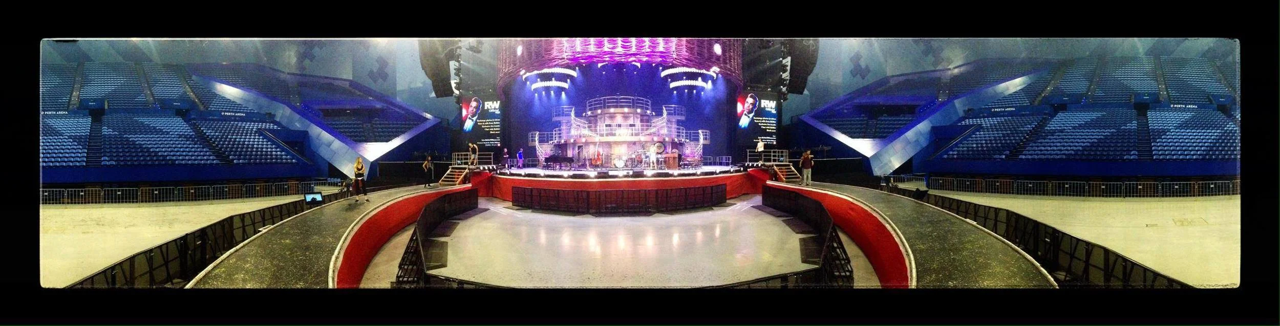 Huge stage setup with inner pit and circular stage in front of the main stage. Photo: Mick Jones