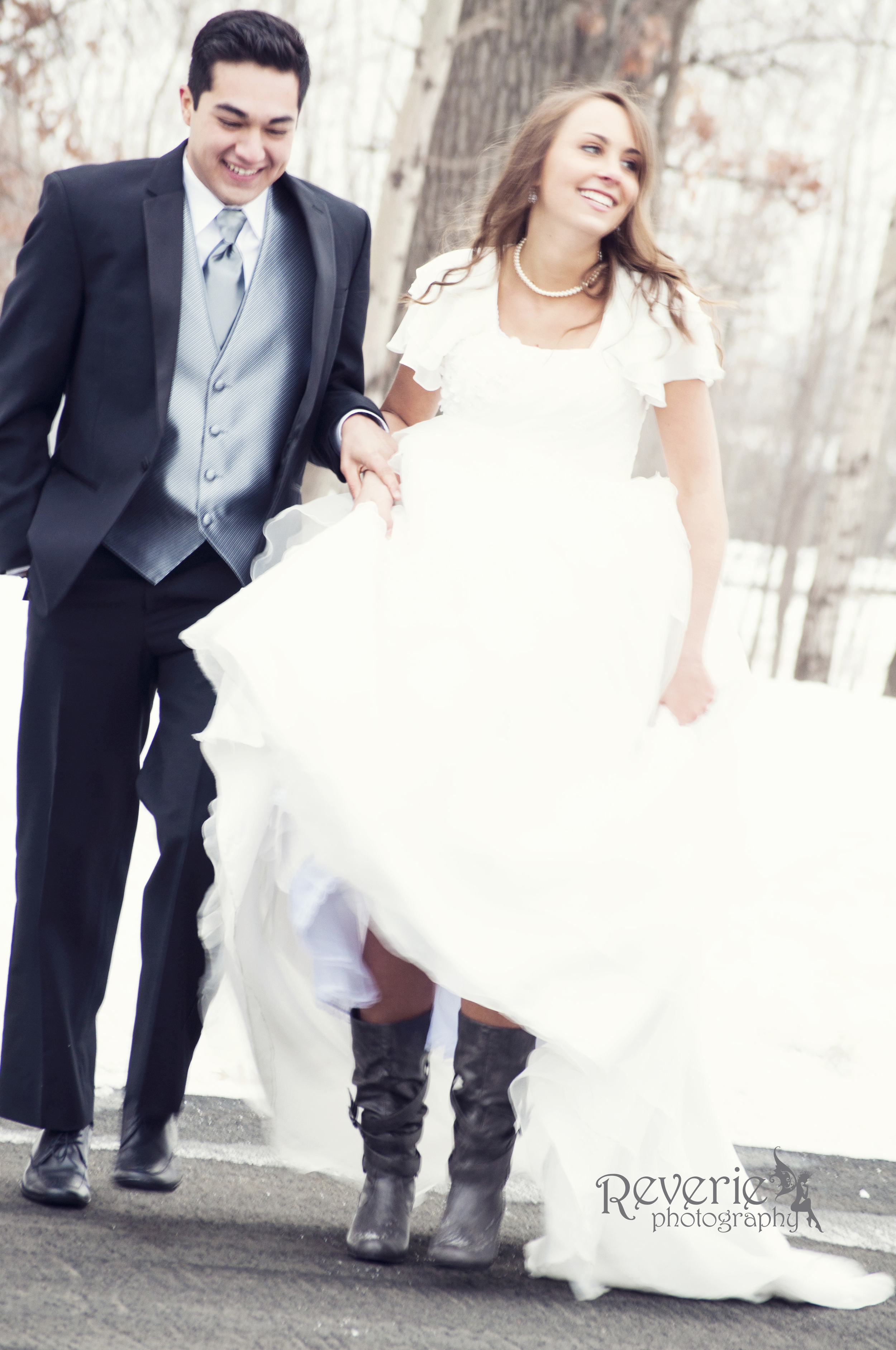 BrideandGroom12(fb).jpg