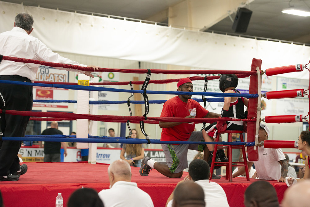Boxing_Show4_Reverie_photography_Peek-a-Boo_Boxing_Gym_River Falls.jpg