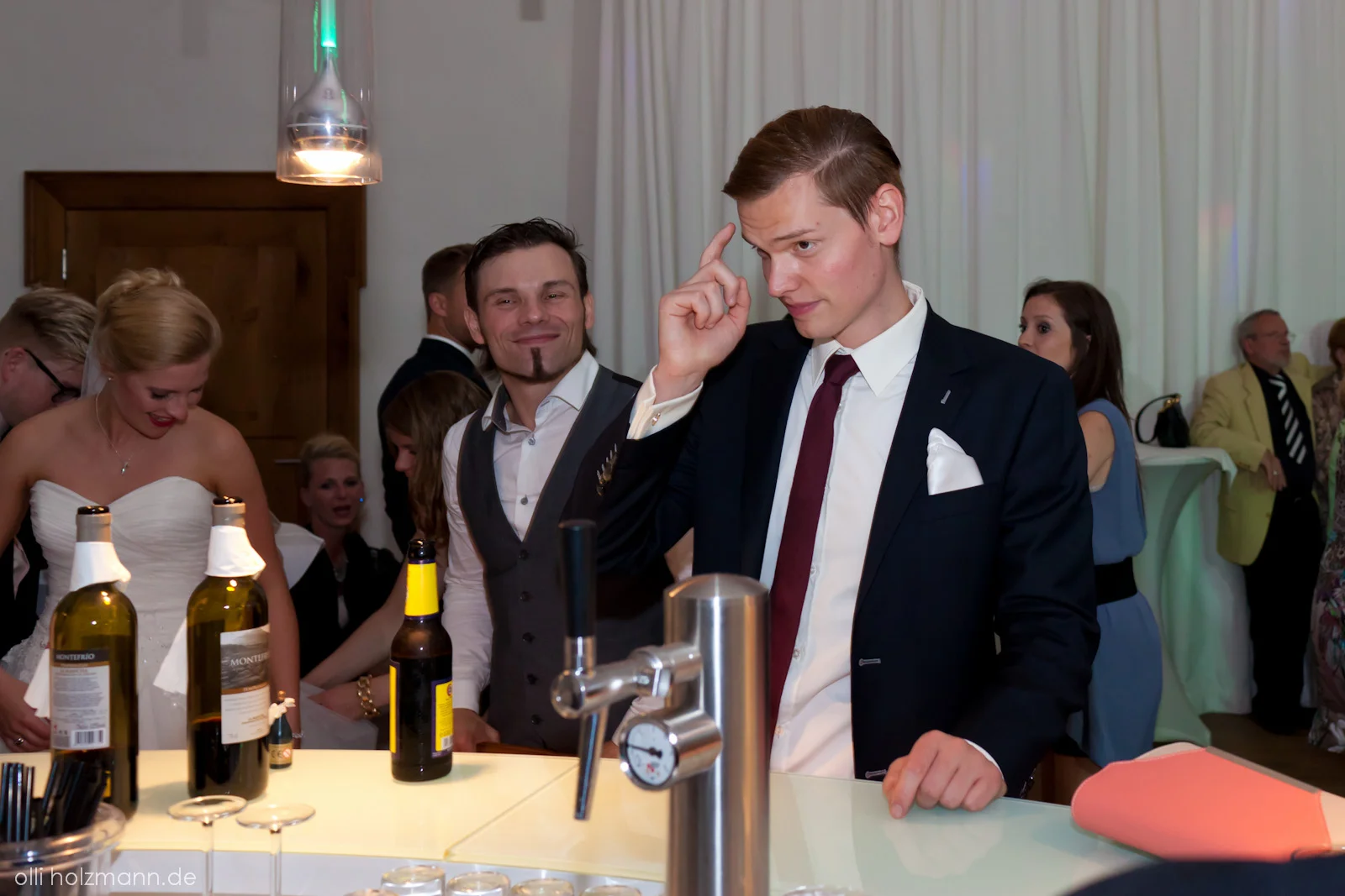 ST_Party-3.jpg