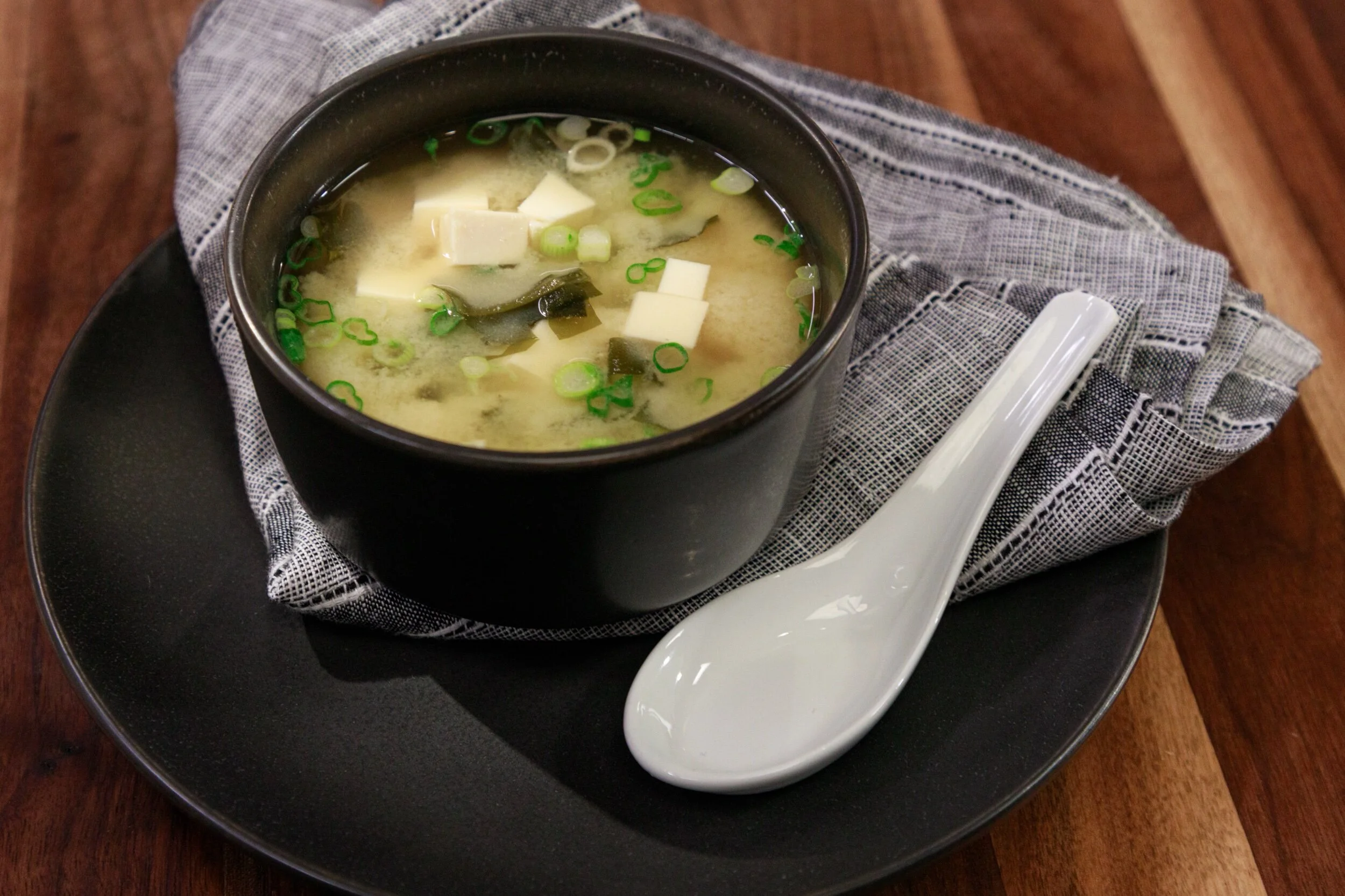 020720_fnklive_jet-tila-miso-soup-with-tofu_0023.jpeg