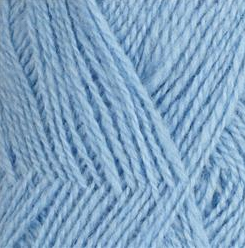 Wool 425 Medium Red Brown Finullgarn Fine Yarn — Norskein Knitting Supply