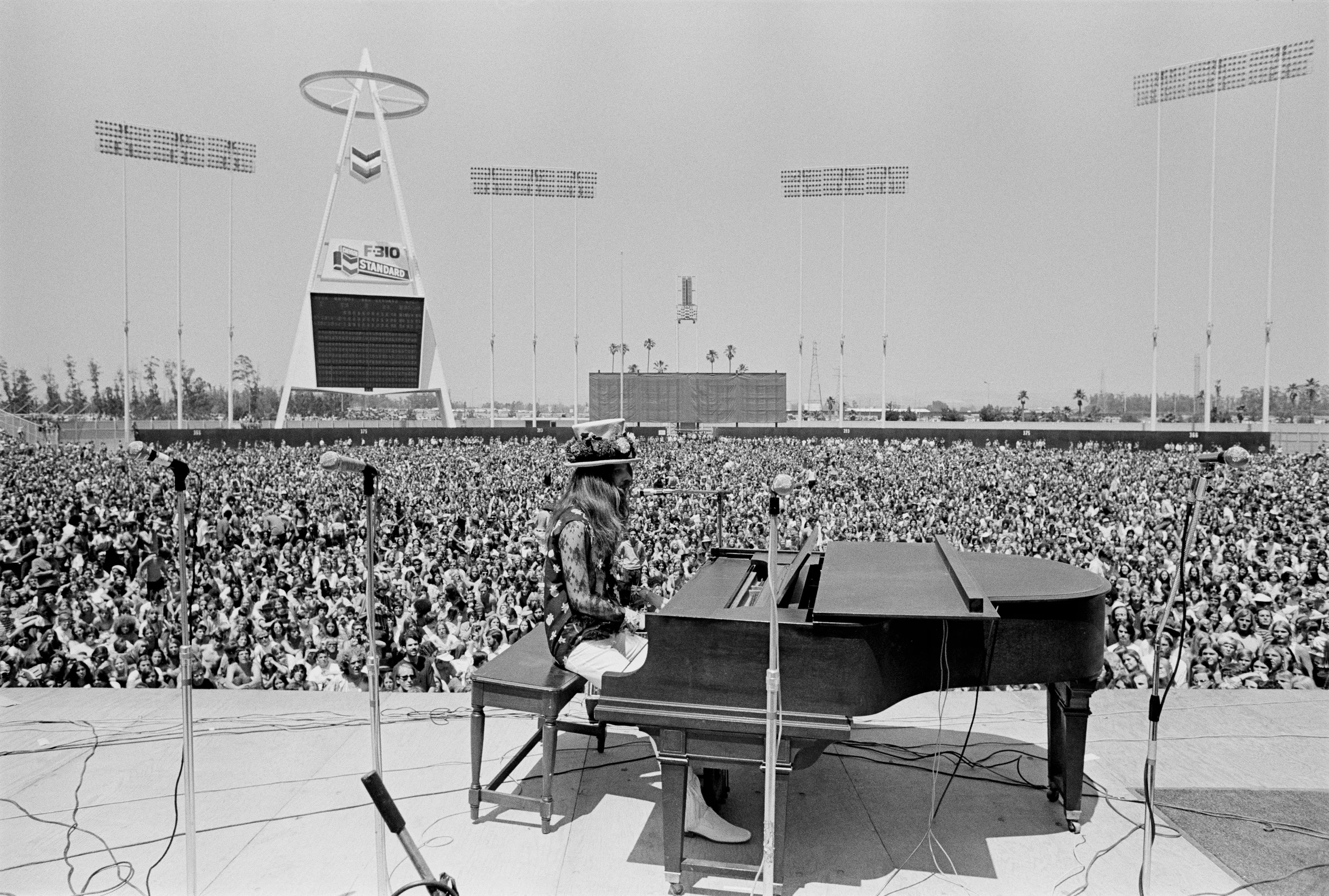 Leon Russell_016.jpg