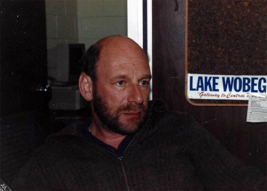 Art1990.jpg