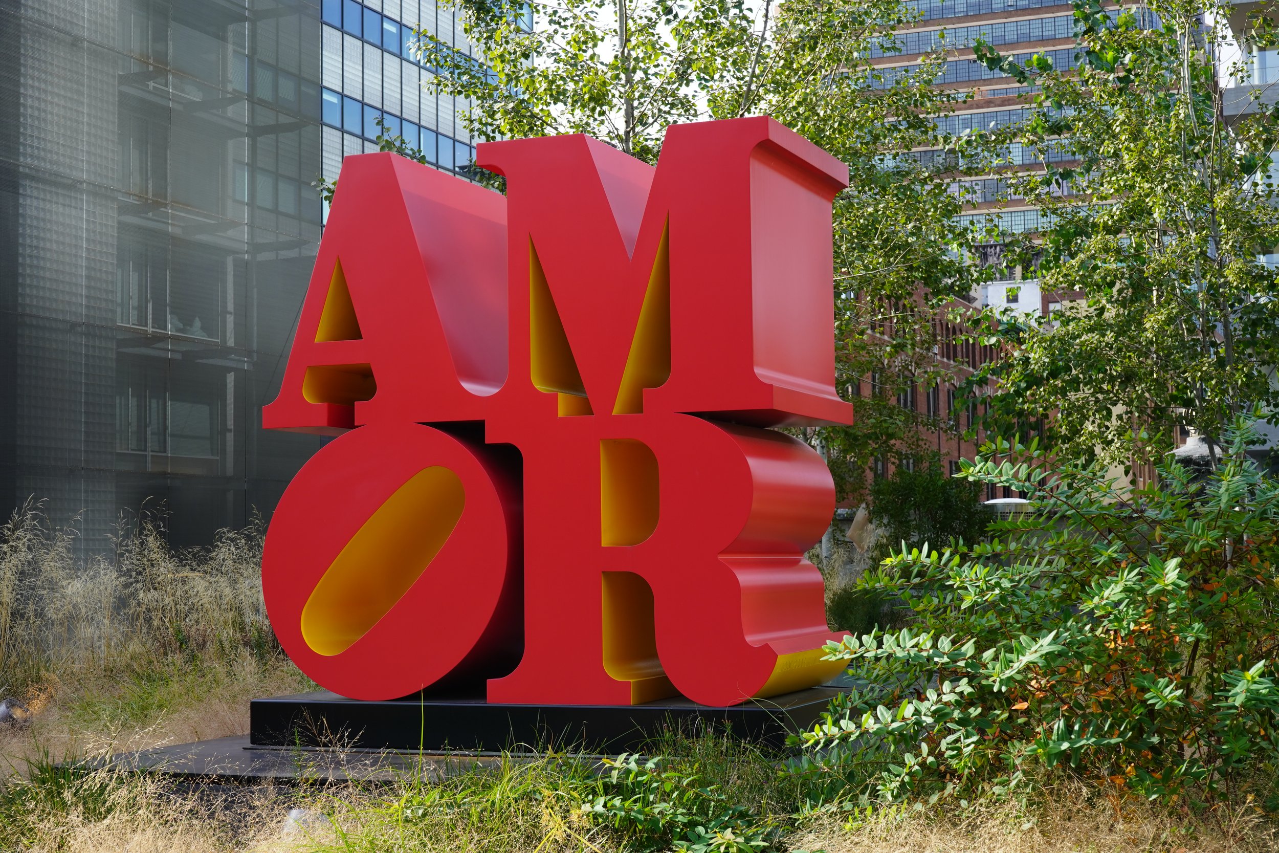 Amor sculpture Robert Indiana Highline.jpg