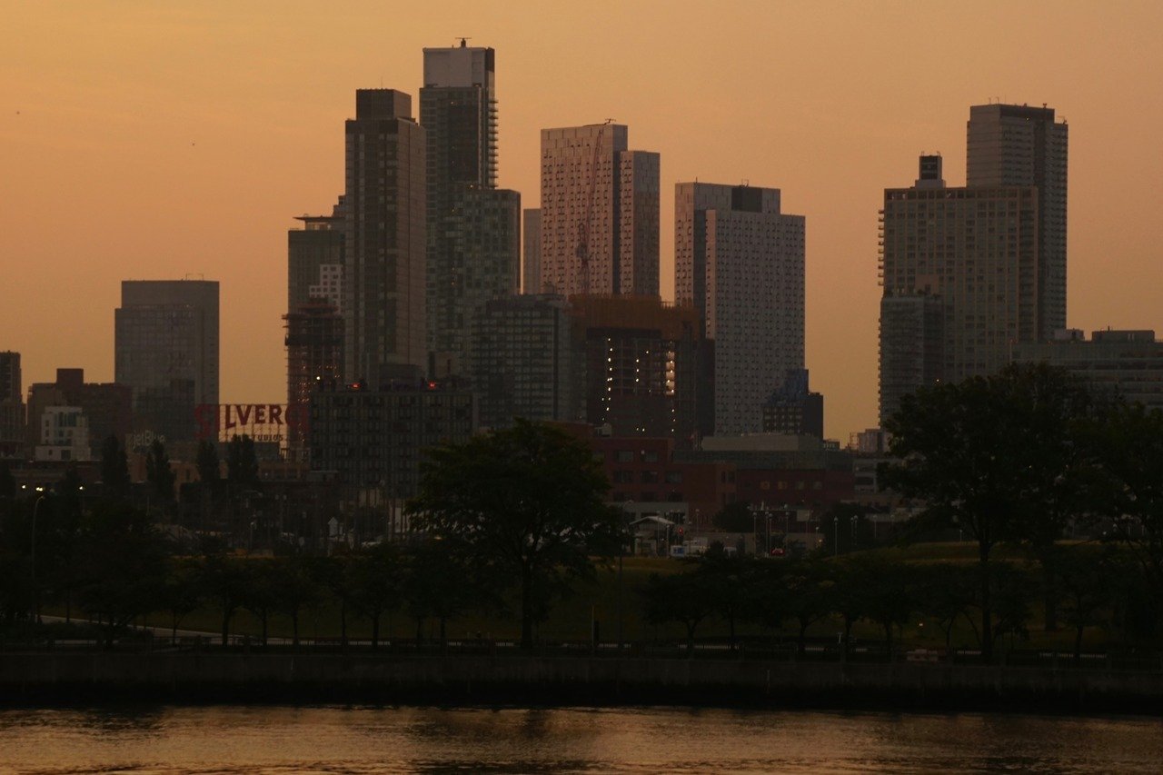 Sunrise over The East River NYC.jpg
