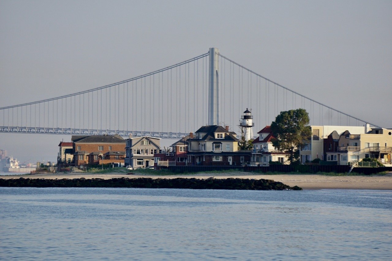 New York ferry view of verrazzano and lighthouse.jpg