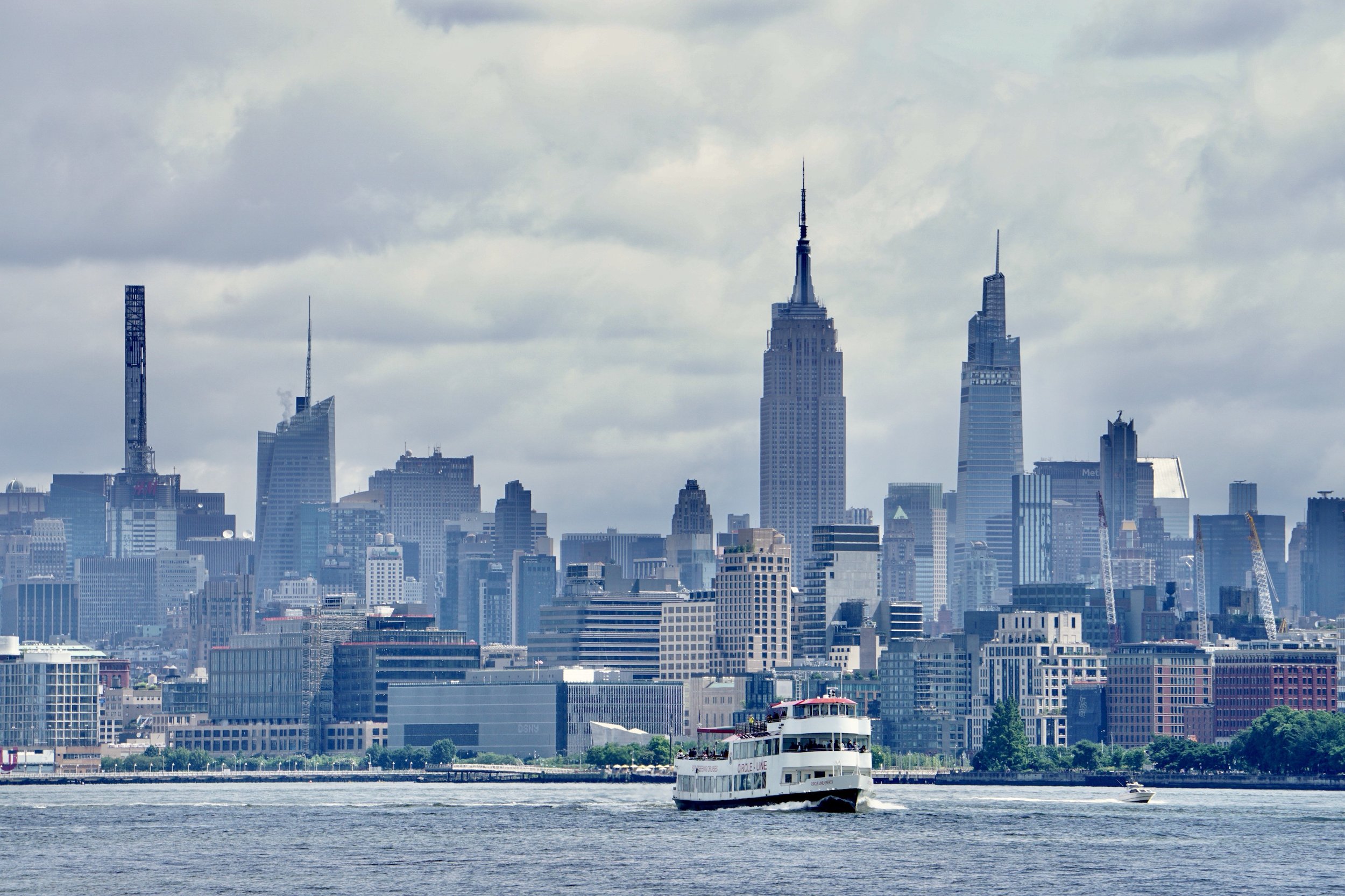 City Views & Circle Lines 