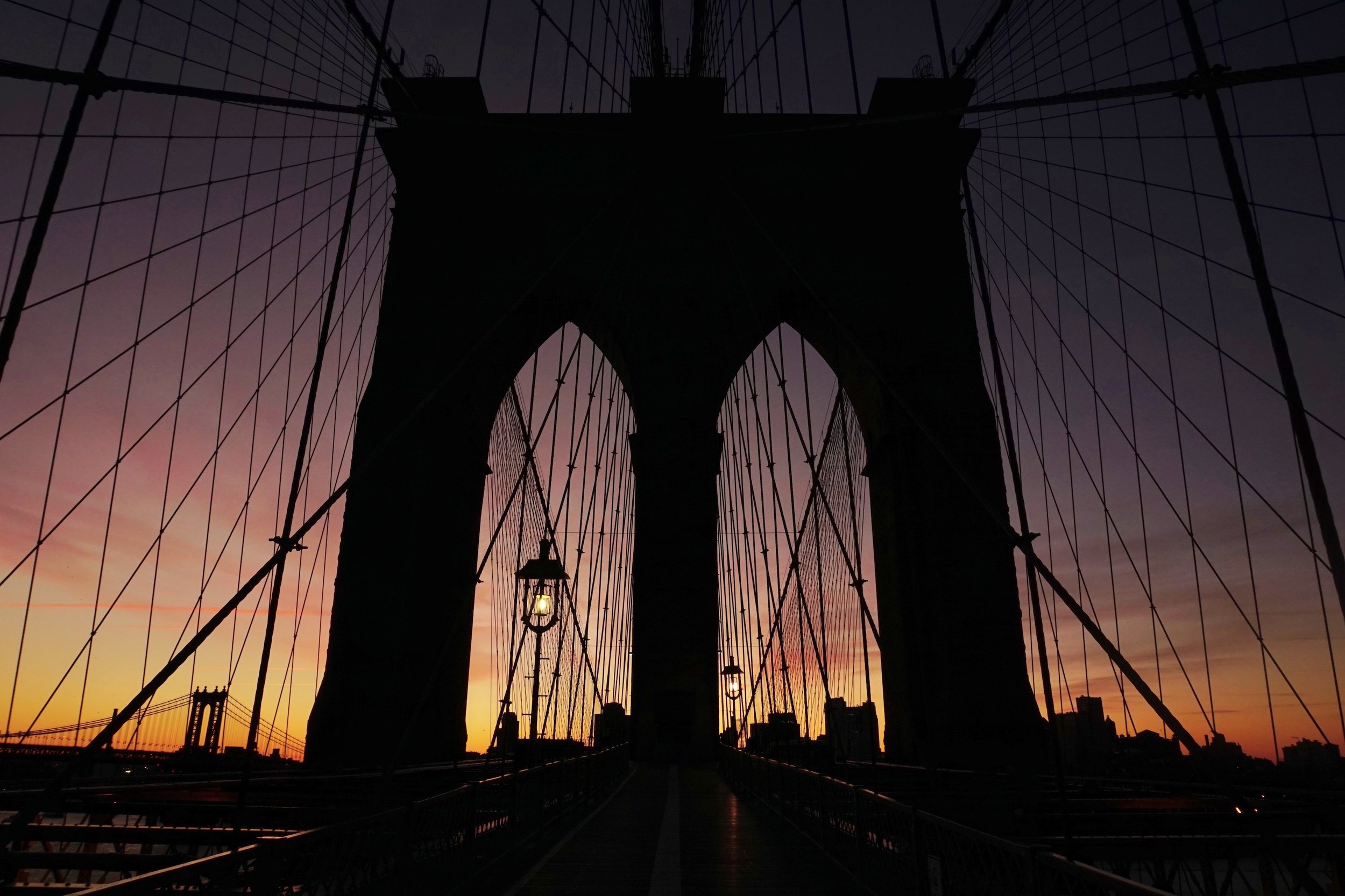 Brooklyn bridge silhouette