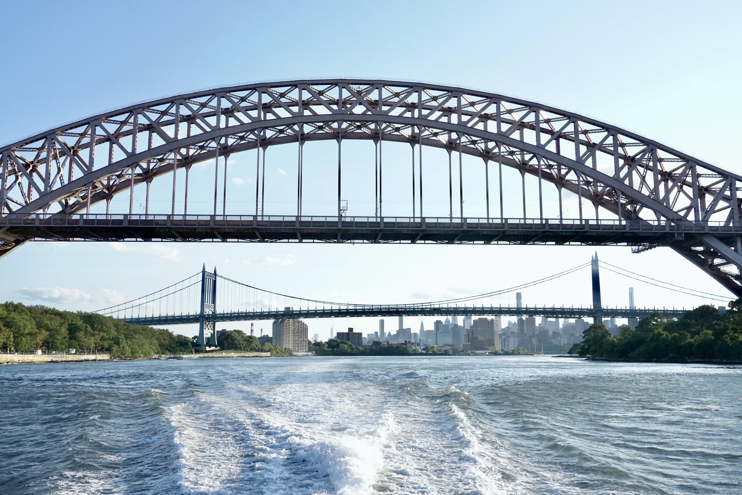 Fast Ferry at Hellgate Bridge